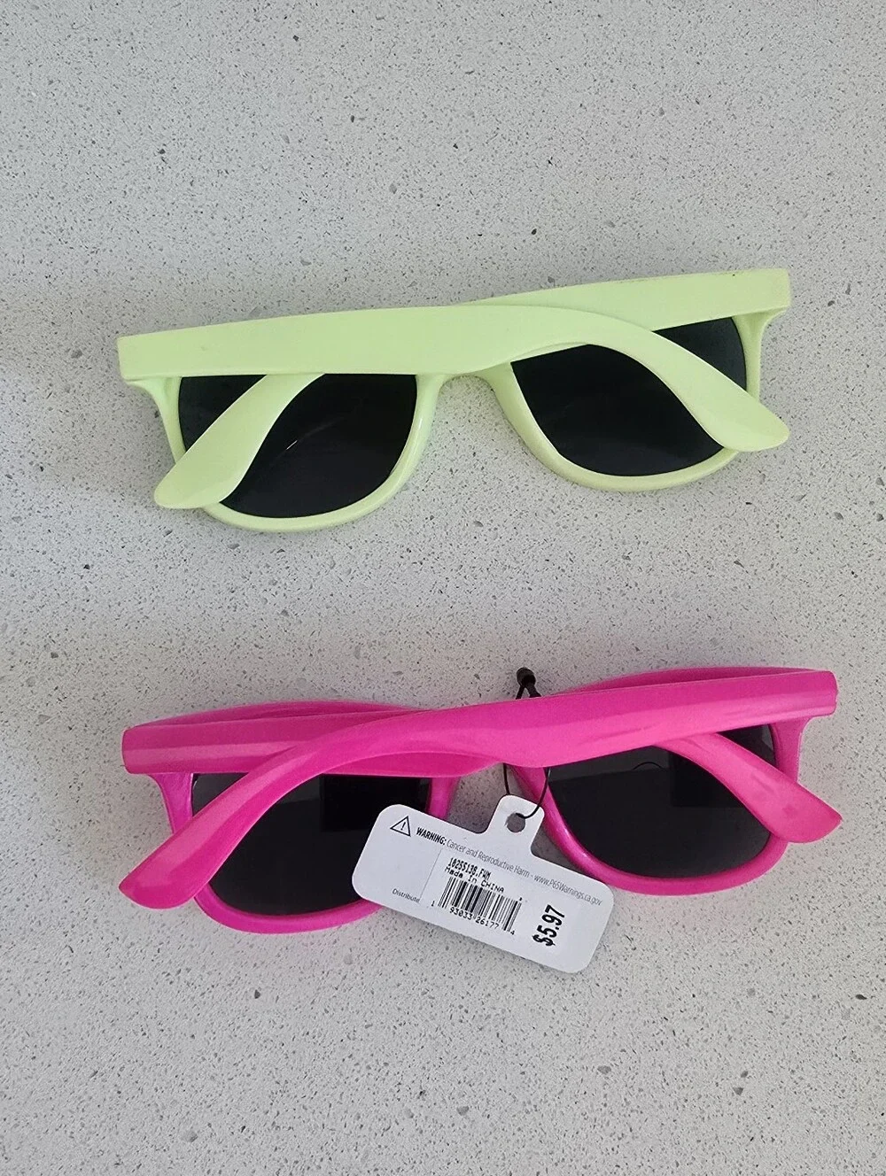 🎰Neon Pink & Lime Green Classic Wayfarer Style Fashion Sunglasses - 2 Pack